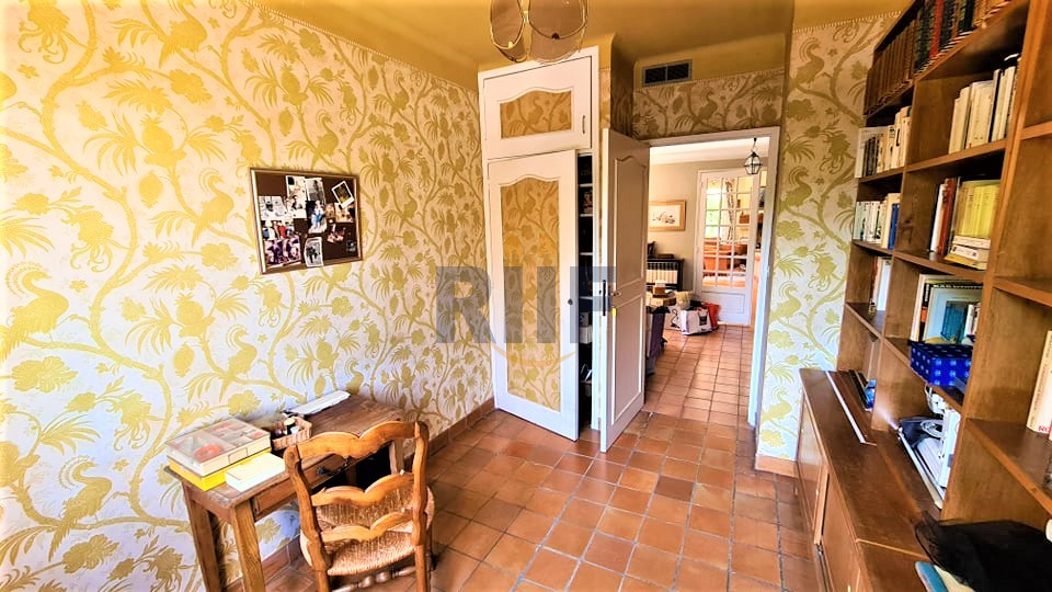 Bureau ou chambre 2 9.3 m²