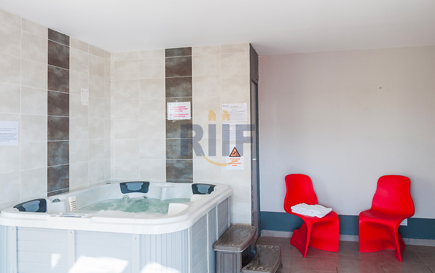 Appartement en résidence sécurisée avec piscine, fitness et spa. Saint-Cyprien, Latour-bas-Elne.